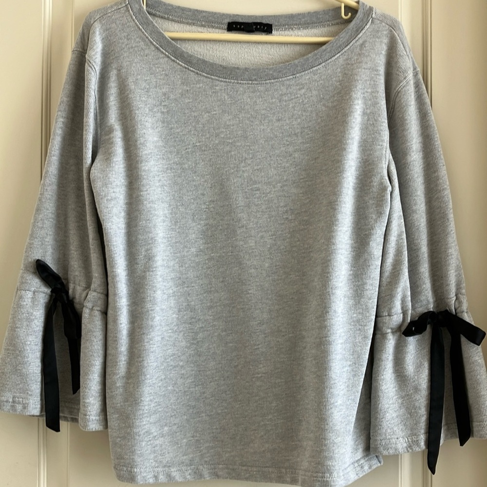 Sanctuary sweatshirt top with bell sleeves XS